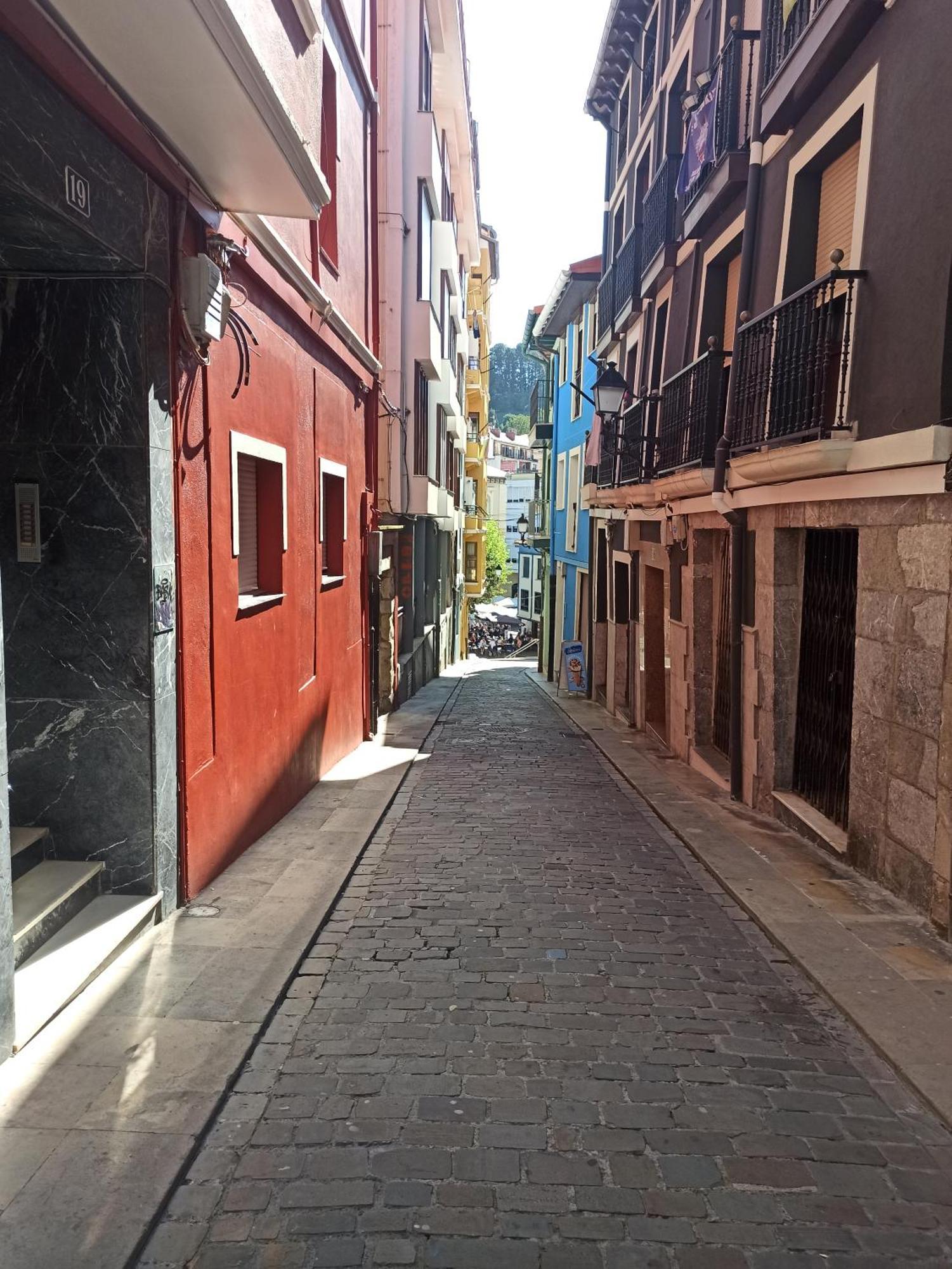 Comodo Apartamento En El Centro De Bermeo. Luaran gambar